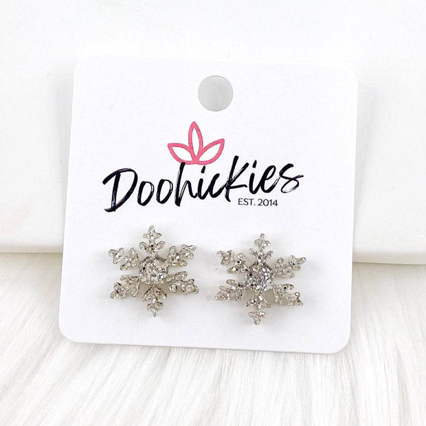 7636 Glittery Snowflake Studs